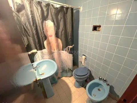 Departamento 4 ambientes con 2 baños