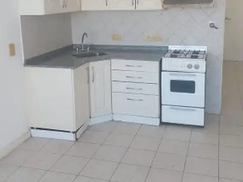 Mtro. A. D´Elia 1095 , Piso 7