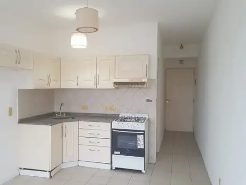 $400.000 ALQ Monoambiente en Edif. IBIZA I