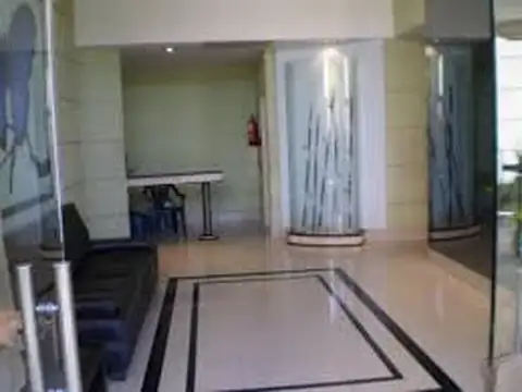 $400.000 ALQ Monoambiente en Edif. IBIZA I