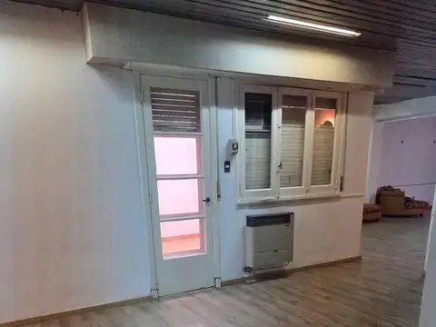Depto Tipo Casa en Alquiler 60 años