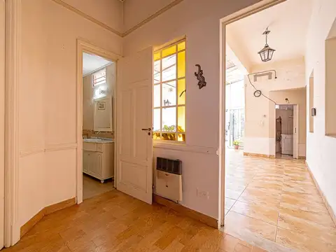 Casa 4 ambientes con 3 baños