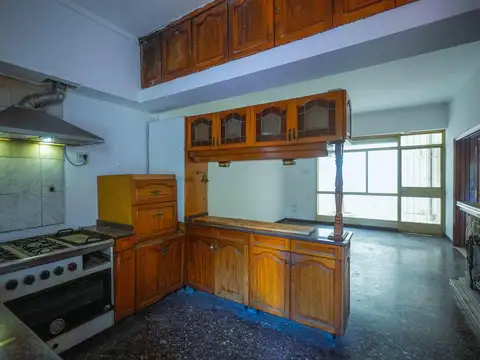 Multiples usos casa y locales