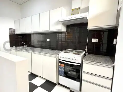 ROQUE SAENZ PEÑA 1000, Piso 1