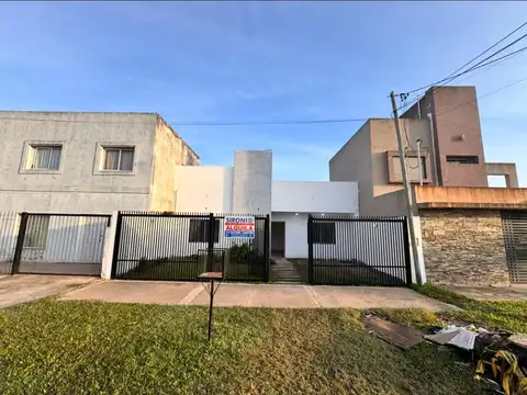 Casa en Alquiler de 2 dormitorios