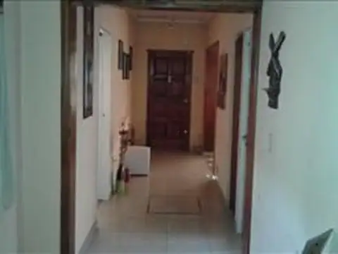 Dr J Valentin Gomez 600