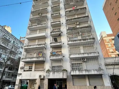 Laprida al 1400