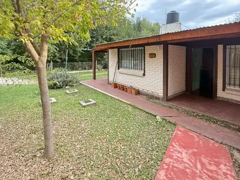 Una Casa más 2 departamentos
