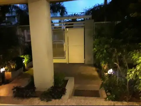 Gral Eduardo Munilla 900