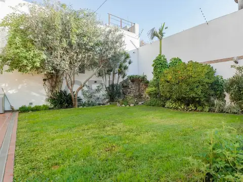 Casa 6 ambientes con 3 baños