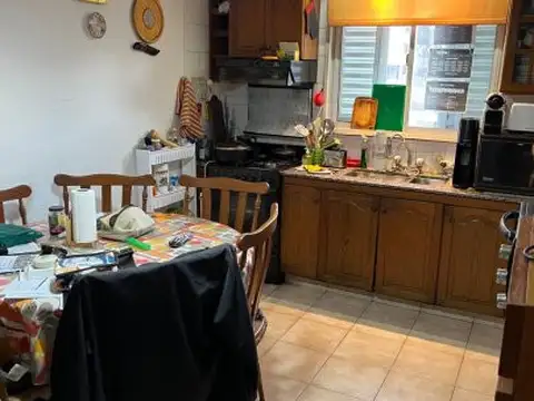 Departamento 4 ambientes con 2 baños