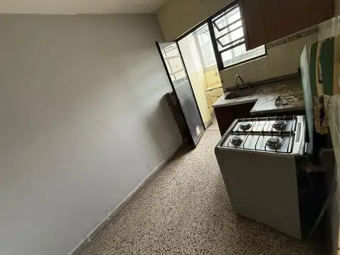 Av. Mitre 1700, Piso 9