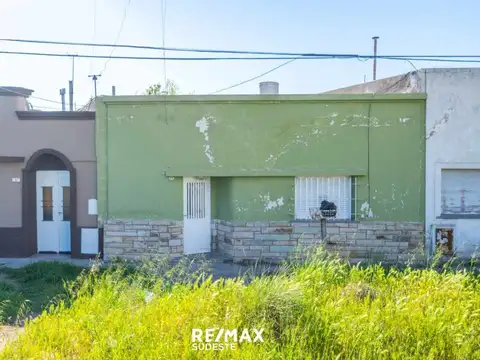 VENTA CASA PARA REFACCIONAR