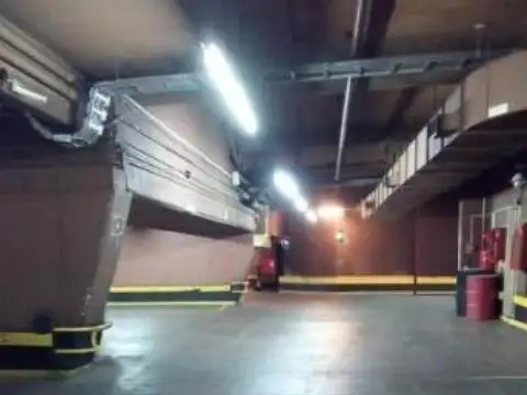 Cochera en venta - 10Mts2 - Microcentro