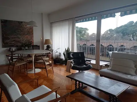 Amplio depto con balcon terraza y cochera en alquiler, 4 ambientes y dependencia
