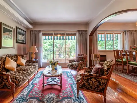 Venta 2 deptos 3 y 2 amb Pza Misericordia, Flores