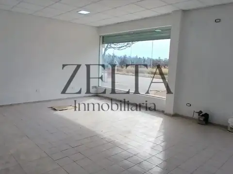 Alquilo Local Comercial en Gutiérrez, Maipú