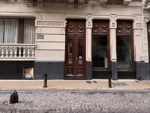 Casa 2 ambientes con 2 baños