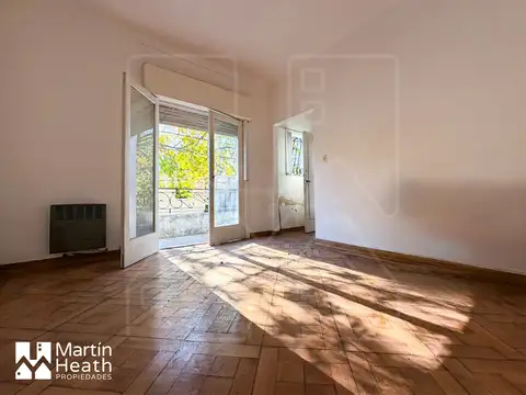-VENTA- APTO CREDITO- PH sin expensas, en el corazón de Devoto.