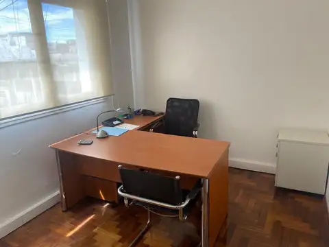 Oficina en Venta 60 años