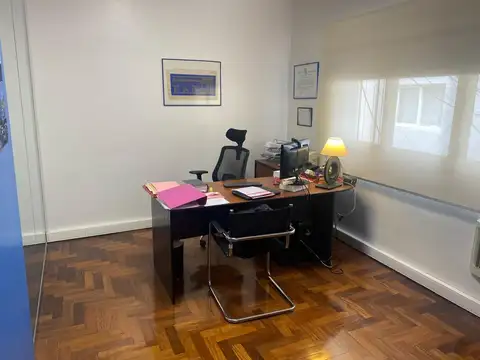 Oficina 3 ambientes con 1 baño