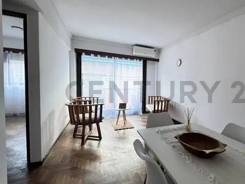 VENTA DEPARTAMENTO 4 ambientes con doble balcón en Olivos - Apto Credito