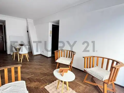 Rameseyer 1431 , Piso 1