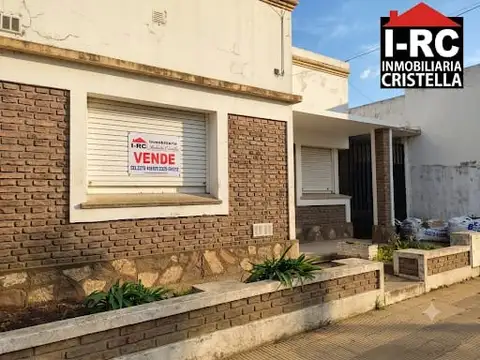 VENTA DE CASA EN ZONA CENTRICA EN CARMEN DE ARECO