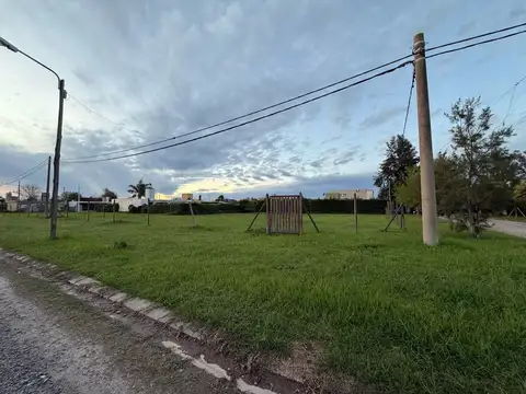 Terreno en venta en las acequias del aire roldan