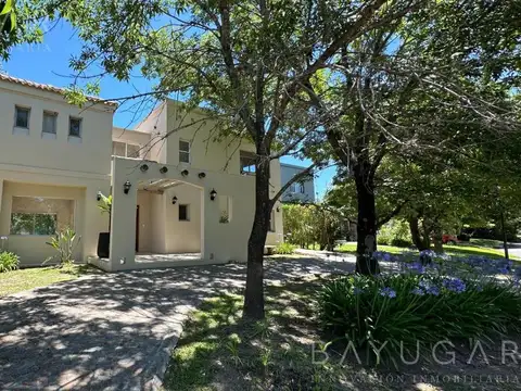 Venta Casa - St. Mathews Village Pilar - Apto Crédito