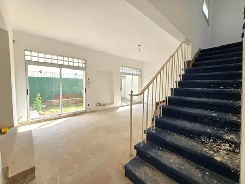 Casa en Venta en Villa Sarmiento, USD 175.000