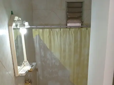 VENTA SE PH 1 AMBIENTE DIVISIBLE CON BALCON