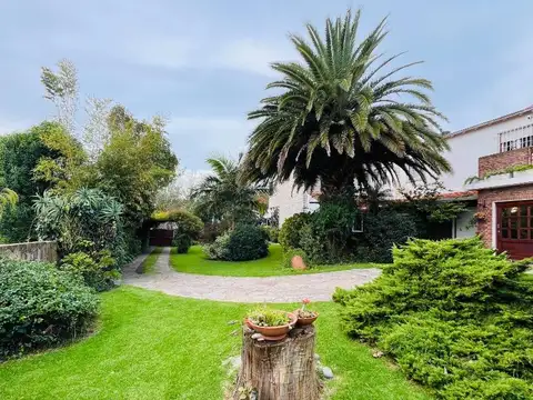 Casa 5 ambientes con 5 baños