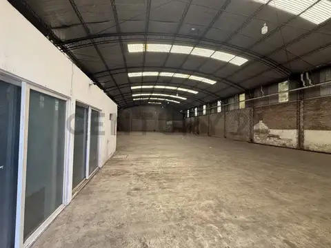 ALQUILER GALPÓN-DEPOSITO COMERCIAL / INDUSTRIAL – ZONA ESTRATÉGICA SOBRE RUTA 197