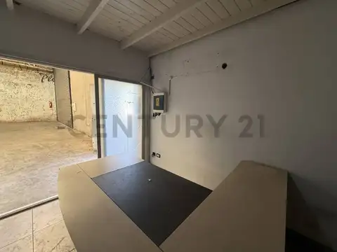 SESQUICENTENARIO 1400, Piso 0