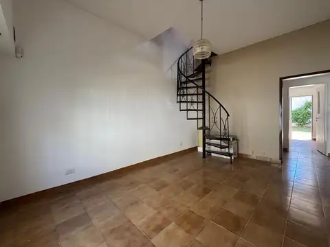 Casa en Venta en Villa Sarmiento, USD 86.000