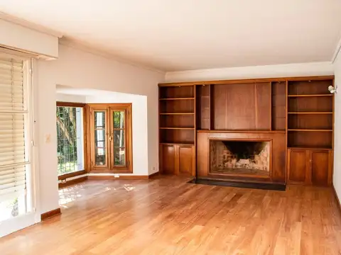 Casa 6 ambientes con 3 baños