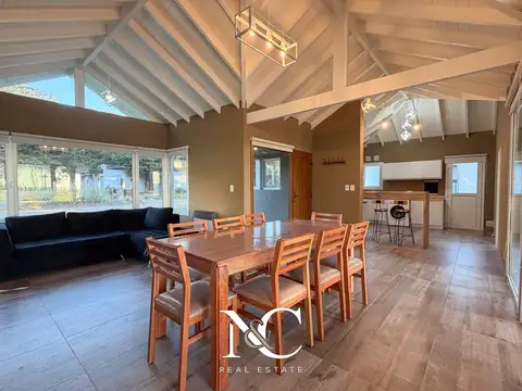 Casa en venta en Costa Esmeralda con fondo libre