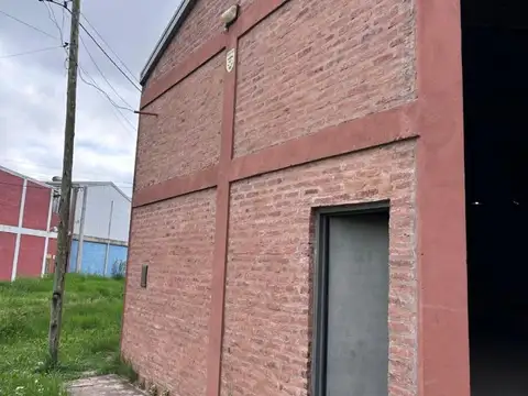 Brasilia Nº 440 - 2 Galpones