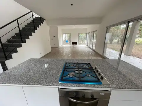 Casa - Countries/ B.Cerrado (P. Esther) - estrenar - golf - tenis