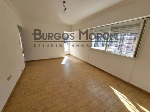 Depto Tipo Casa en Alquiler de Monoambiente