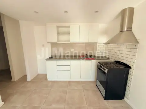 Departamento en Alquiler en El Palomar, $ 600.000