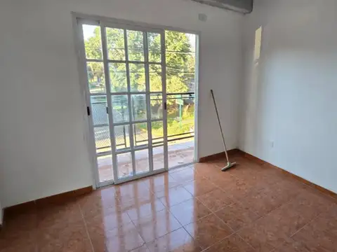 Departamento en Alquiler en El Jaguel, $ 400.000