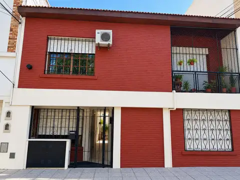 DEPTO 1 AMB / APTO PROFESIONAL/ P.B A LA CALLE