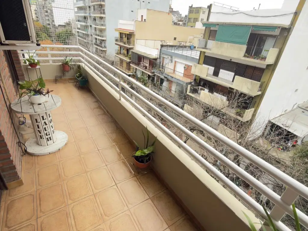 MOLDES 2900, Piso 5