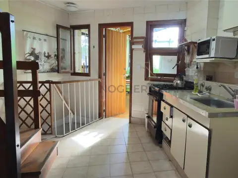 Depto Tipo Casa 4 ambientes con 2 baños