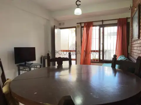 Depto Tipo Casa en Venta de 4 ambientes
