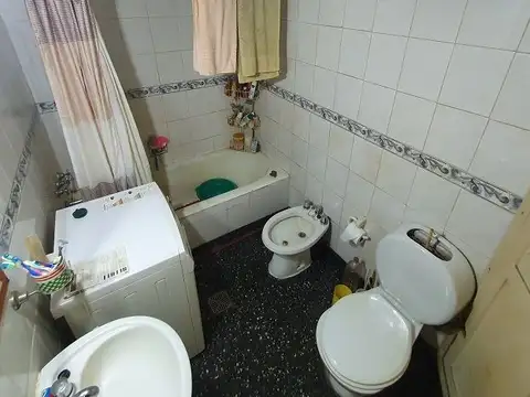 Casa con con fondo libre Banfield