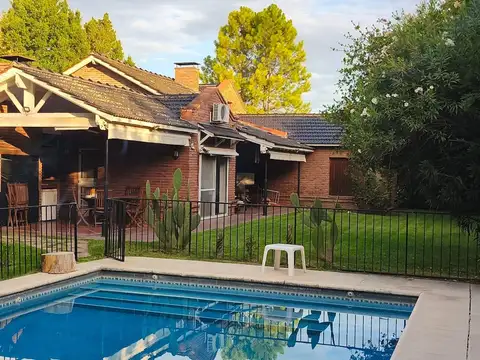 Casa en Barrio Los Pilares