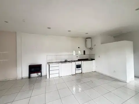 Casa en Alquiler con 2 cocheras
